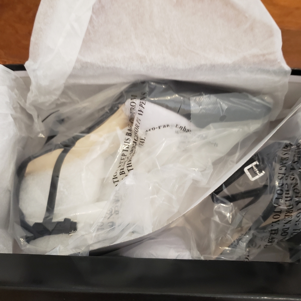 Shoes - Picture 3 of 5